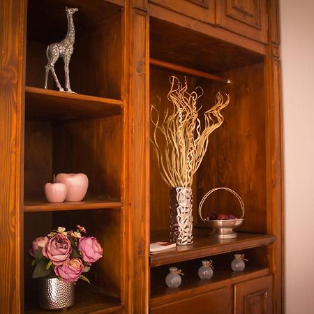 9 Stylish Suite In Unirii Square تيميشورا المظهر الخارجي الصورة