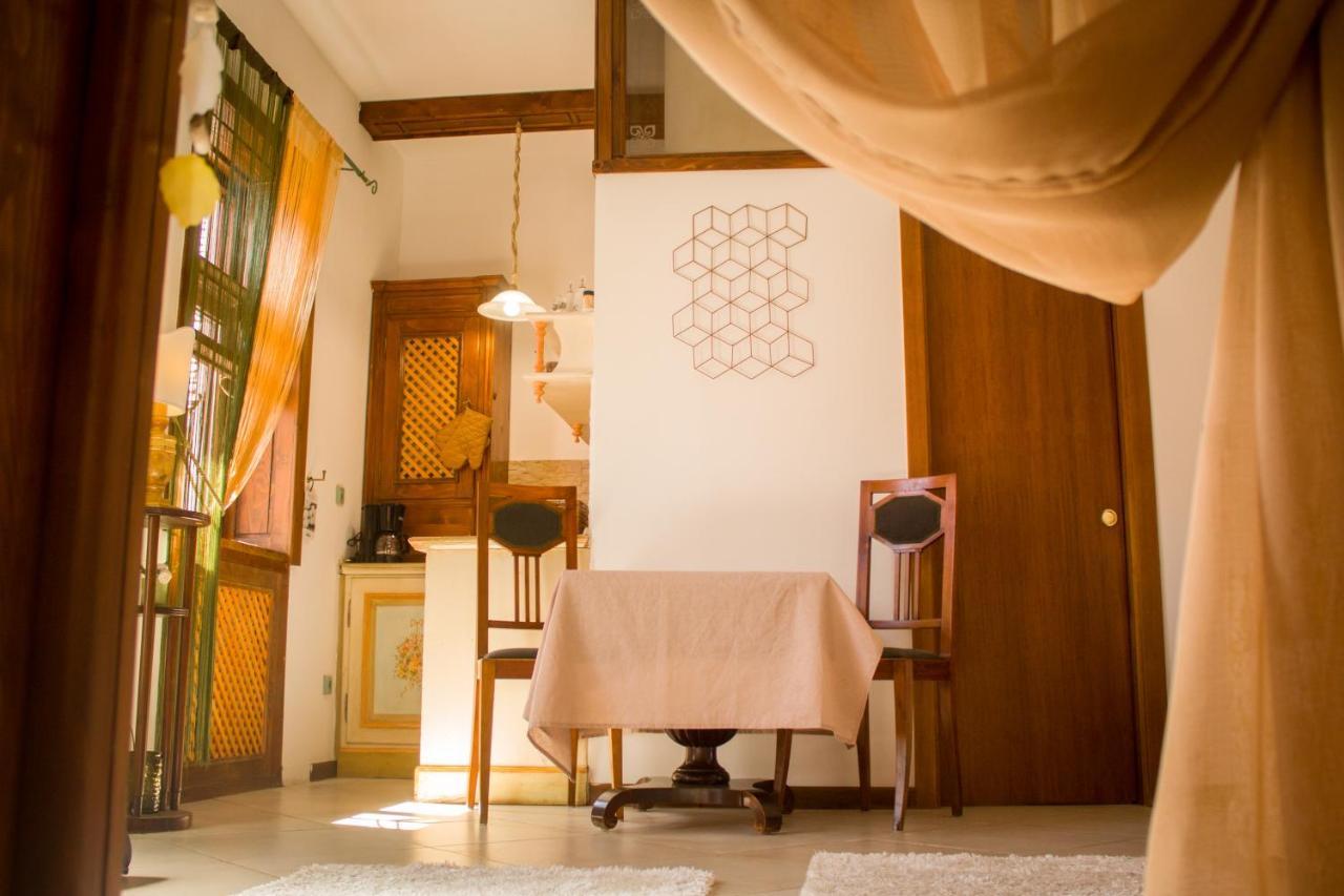 9 Stylish Suite In Unirii Square تيميشورا المظهر الخارجي الصورة